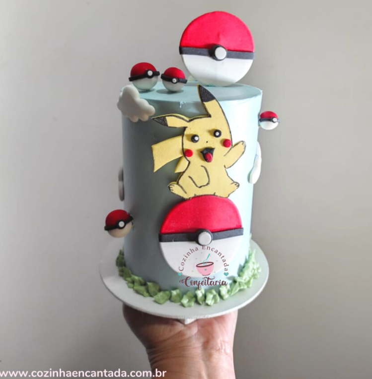 Bolo de Aniversário Personalizado Tema Pokémon em bh
